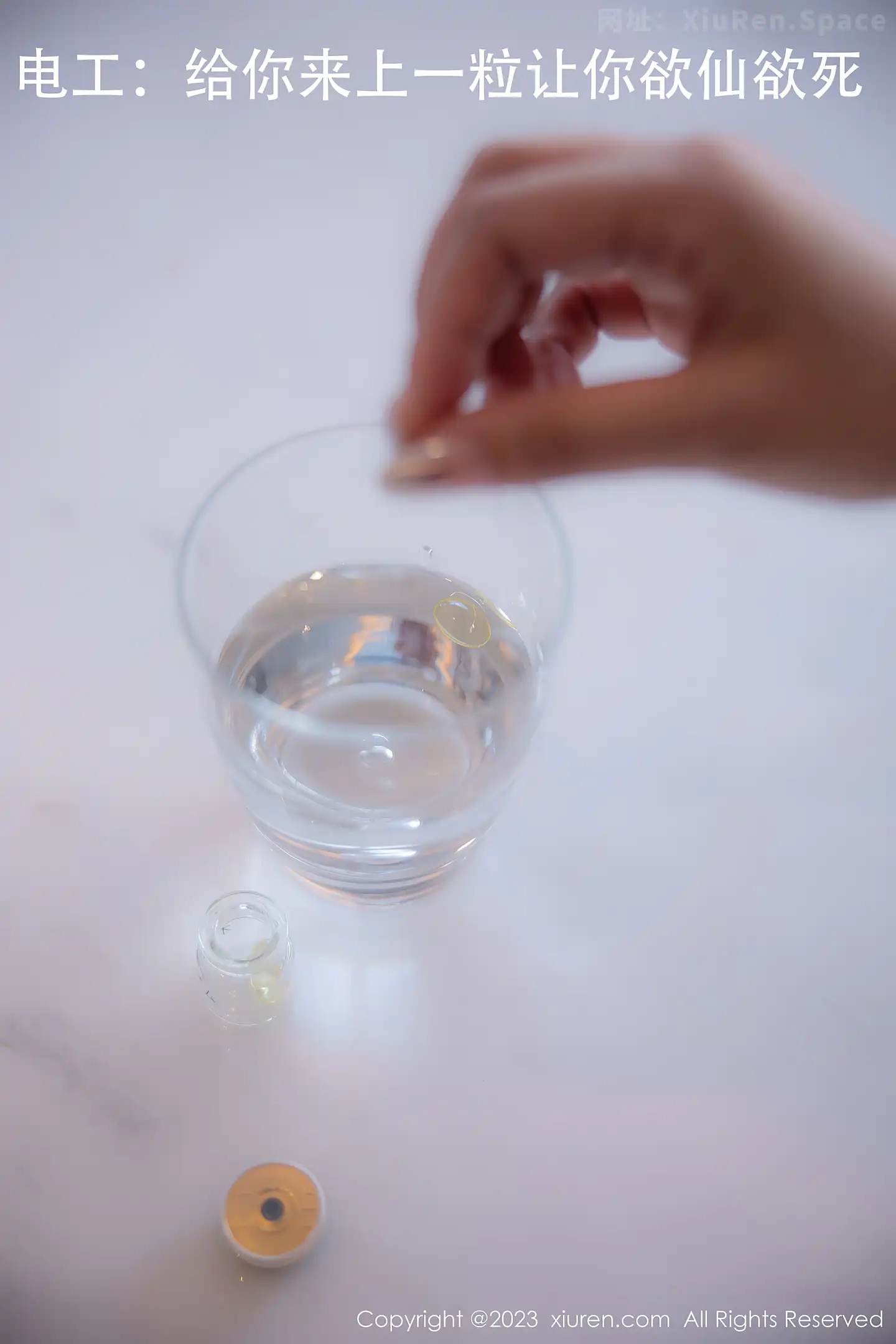 图片[6]-[XiuRen秀人网]VOL.7509 模特幼幼性感蓝白格子萝莉裙服饰多面视角秀完美身材诱惑写真110P-秀人网官方网站